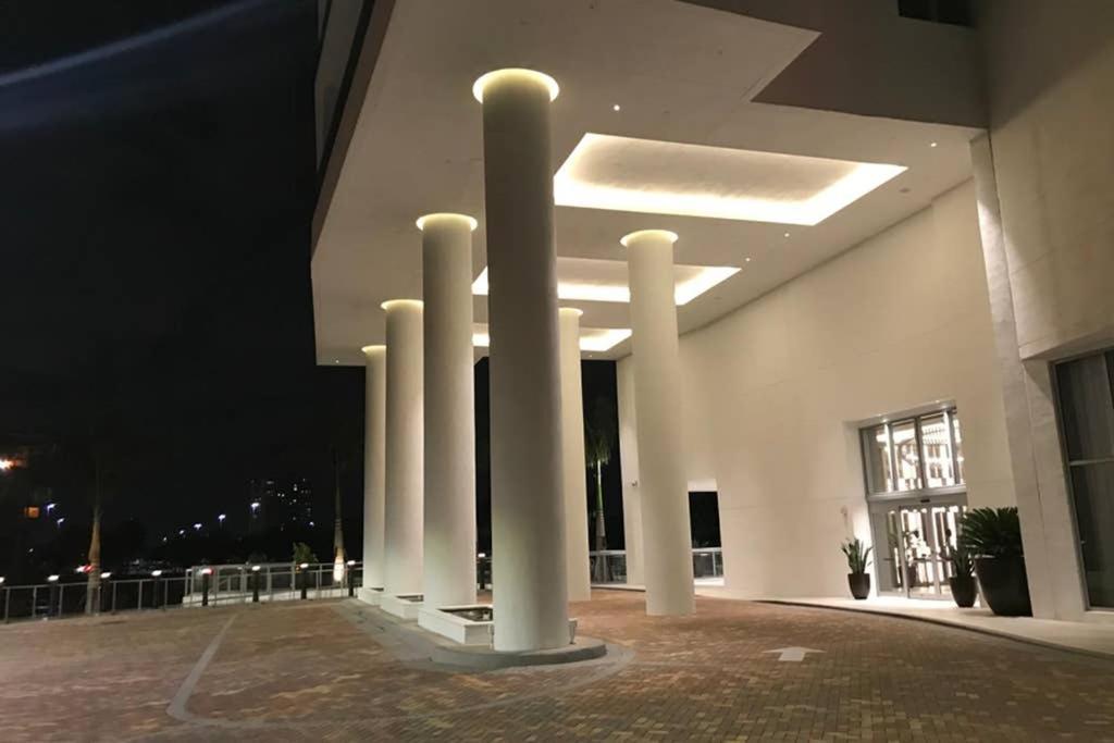 Hollywood Beach Luxury Condo-Hbh Екстер'єр фото