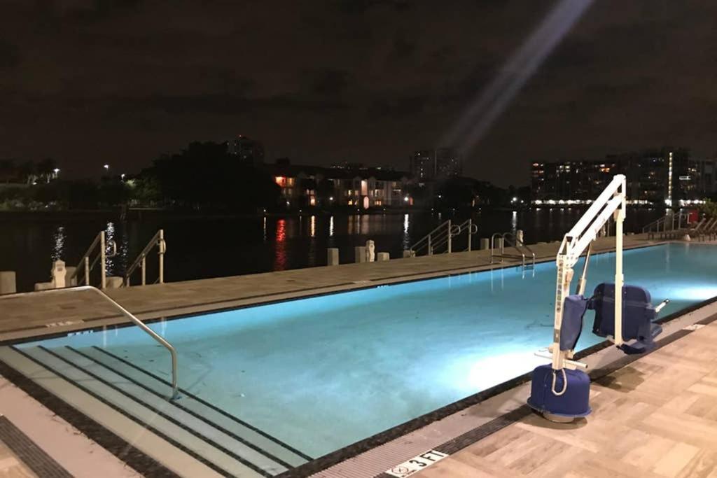 Hollywood Beach Luxury Condo-Hbh Екстер'єр фото
